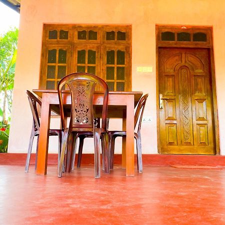 Nine Arch Homestay เอลลา ภายนอก รูปภาพ